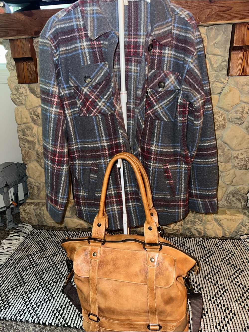 🩷🤍🖤Woman’s  Gray/Tasberry Plaid Button-Up Jacket - Casual flannel shirt